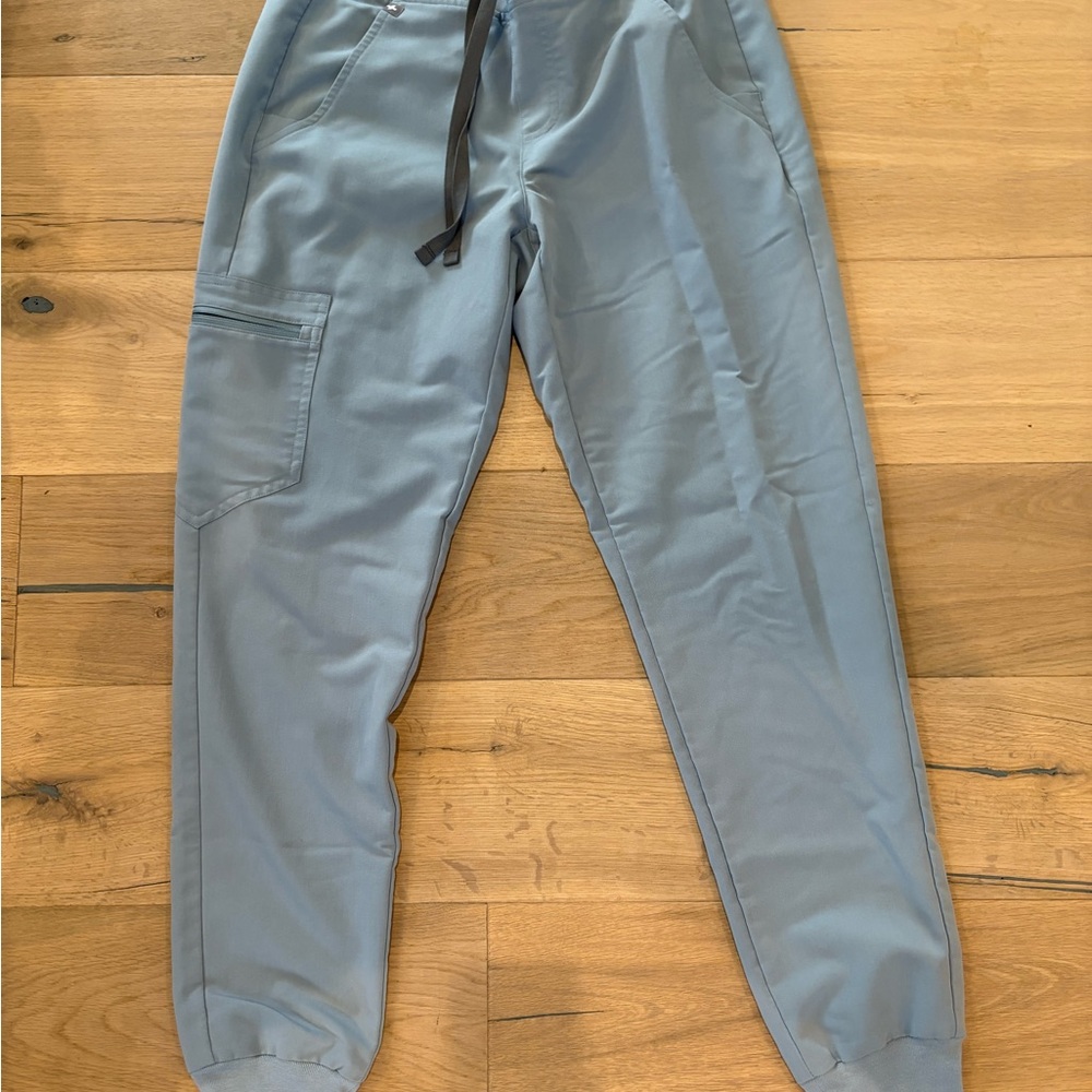 Figs Light Blue Technical Collection Top